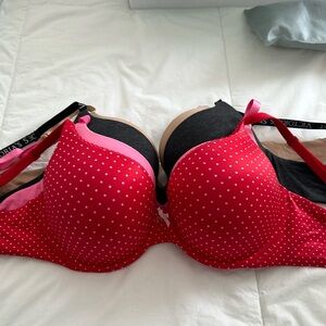 Victoria’s Secret T Shirt push up bra